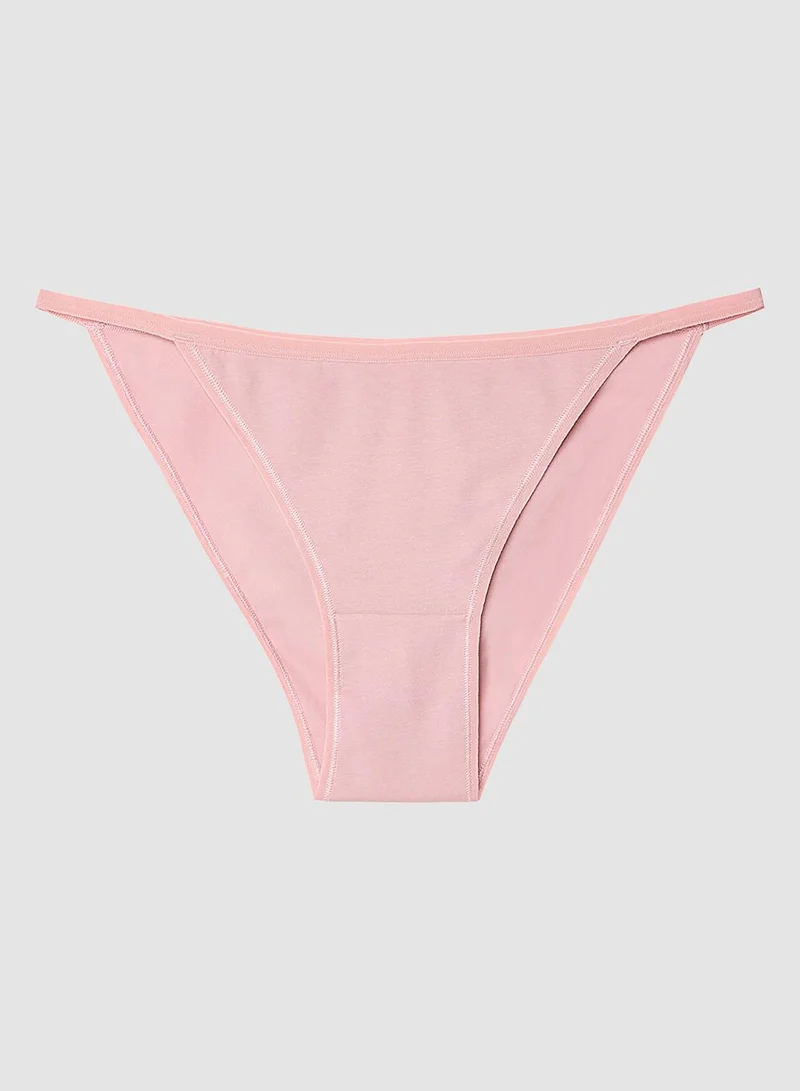 بنتي سراويل داخلية قصيرة بثلاث قطع بتفاصيل حبل بنقشة حمار وحشي وخصر منخفض